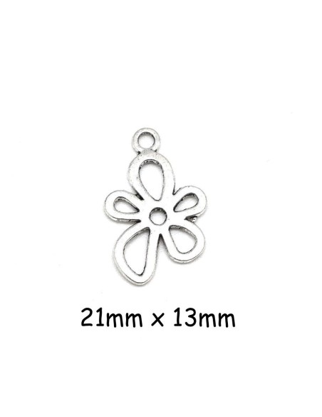 Breloque fleur argenté en métal argenté 21mm x 13mm