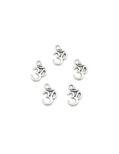 Pendentif argenté symbole "Om" de l'absolu en métal - porte bonheur
