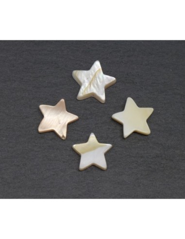 Perle en forme d'étoile en nacre 13mm