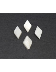 Perle en nacre losange de couleur blanc cassé ivoire nacré 2