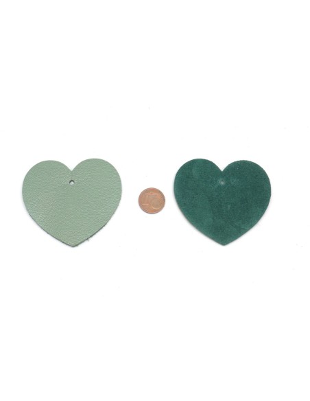 Pendentif coeur en cuir vert amande souple 6cm pour création porte clé