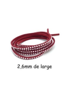 cordon de suédine fine rouge bordeaux strassée argenté Aspect daim