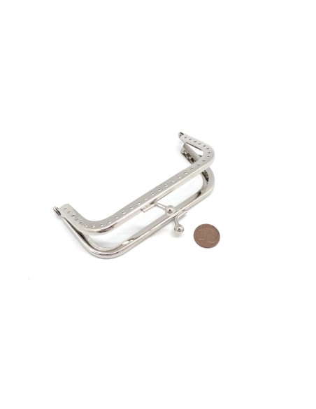 Fermoir étui à lunette en métal argenté 10cm avec attache sur un côté clic clac