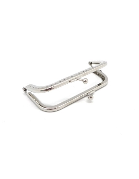 Fermoir sac en métal argenté 10cm avec attache sur un côté clic clac