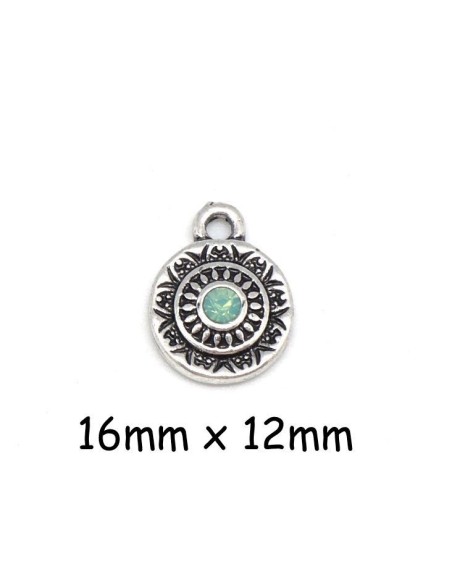 Breloque sequin en métal argenté avec strass vert pastel style ethnique