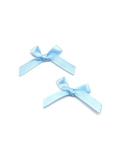 Petit noeud en ruban de 7mm satiné bleu ciel