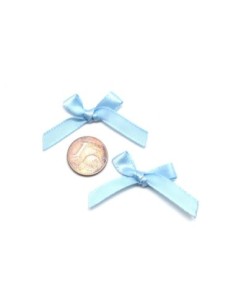 Petit noeud en ruban de 7mm satiné bleu ciel 2
