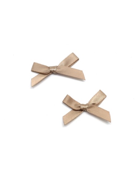 Petit noeud en ruban de 7mm satiné marron clair