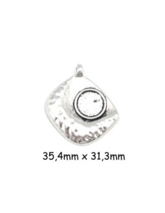 Pendentif en métal argenté martelé pour cabochon de 10mm