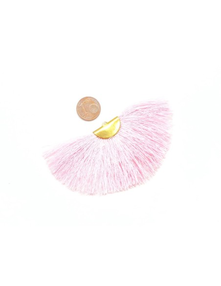 Pompon demi-lune rose pastel brillant satiné 9cm