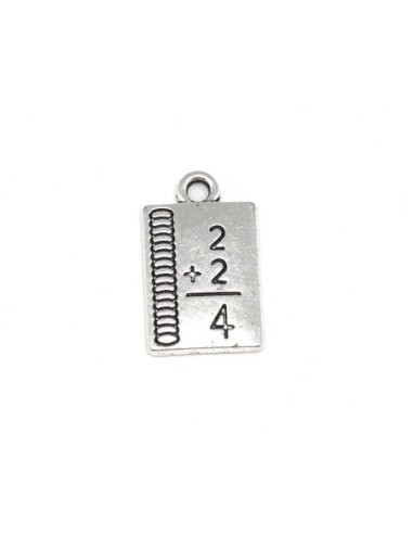 Pendentif cahier addition en métal argenté