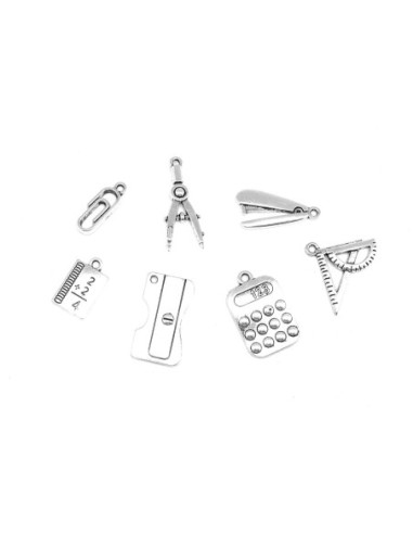 Pendentif en métal argenté sur le thème de l'école, calculatrice, équerre, taille crayon