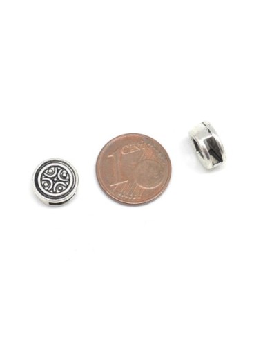 Perle poussoir argenté ronde travaillé slide pour lanière de 6mm en métal style ethnique