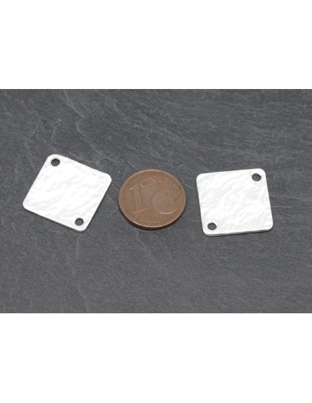 Perle carré argenté en zamak martelé pour création de boucles d'oreilles