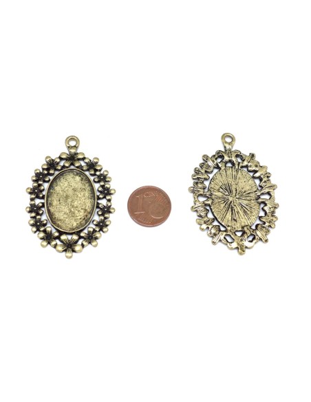 Charm ovale orné de fleurs pour cabochon de 24mmx17mm en métal doré pâle
