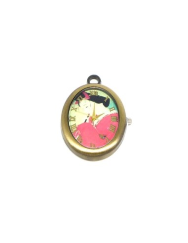 Pendentif montre Geisha Japonaise style rétro en métal de couleur bronze style vintage fond rose