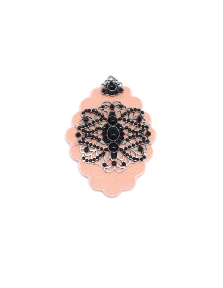 Pendentif vintage en simili cuir rose pâle et métal argenté orné de cabochon noir