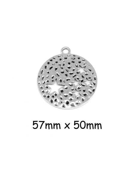 Pendentif étoile évidé en métal argenté martelé