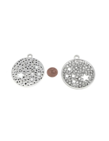 Pendentif rond étoile évidé en métal argenté martelé