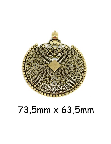 Grand Pendentif style ethnique en métal travaillé filigrane, doré pâle