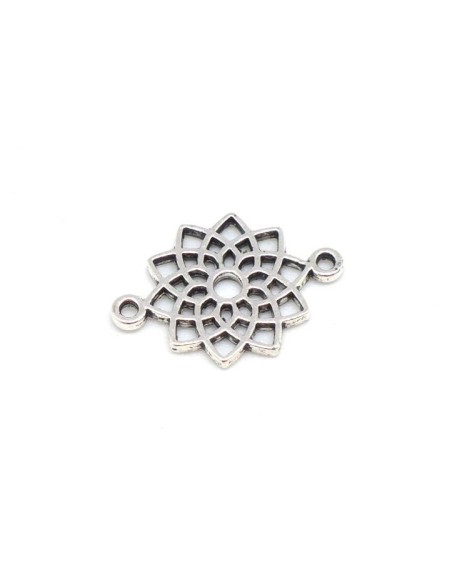 Petite Perle connecteur rosace étoile en métal argenté travaillé