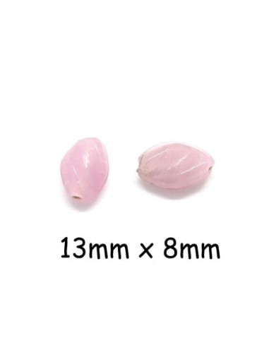 Perle en verre olive torsadé rose clair brillant 13mm x 8mm