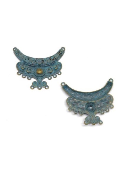 Plastron vert bronze en métal patiné