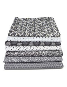 Tissu noir et blanc motif fleur pas cher en 100%% coton 2