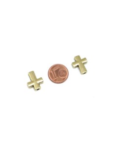 Perle croix doré pâle en métal lisse pour cordon cuir 2mm 2