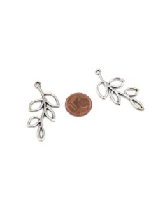 Pendentif feuille évidée en métal argenté 40mm 2