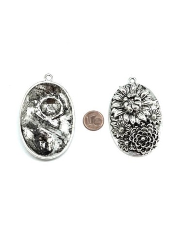 Pendentif  médaillon bouquet de fleurs argenté en métal pas cher