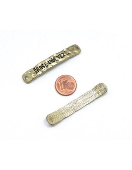 Perle connecteur incurvé doré pâle martelé avec message Erase una vez pas chère