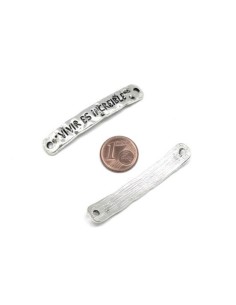 Perle connecteur incurvé argenté en métal avec message  Vivir es Increible 2