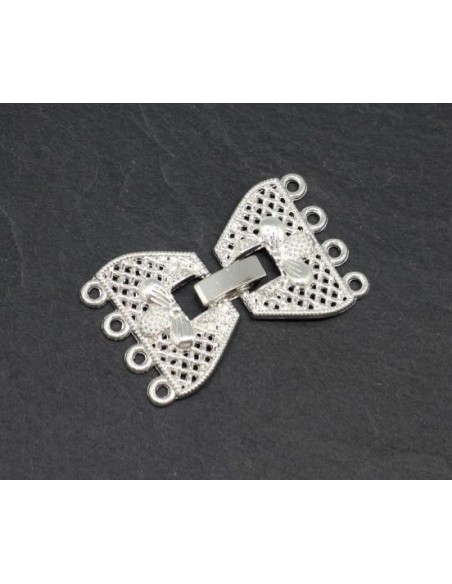 Fermoir clip en métal argenté blanc à 4 rangs