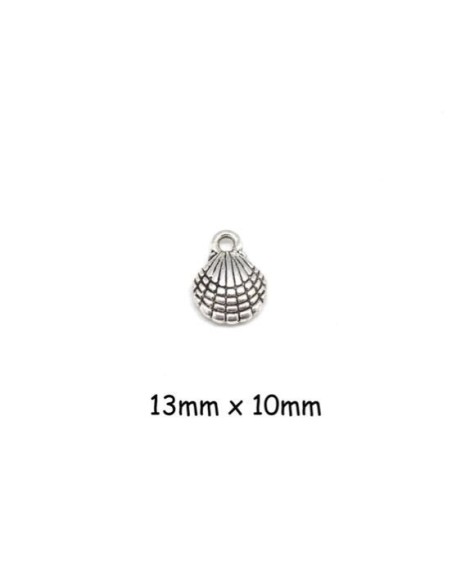 Breloque coquille Saint Jacques argenté en métal