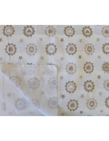 Tissu coton coeur, étoile beige sur fond écru, motif étoiles, coeur, fleur en 140 de laize