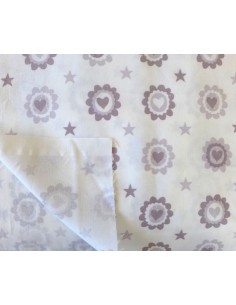 Tissu coton coeur gris sur fond écru, motif étoiles, coeur, fleur en 140 de laize 2