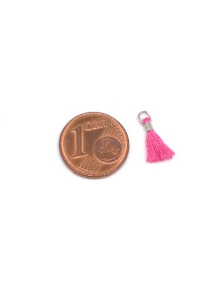 Petits pompons rose avec anneau