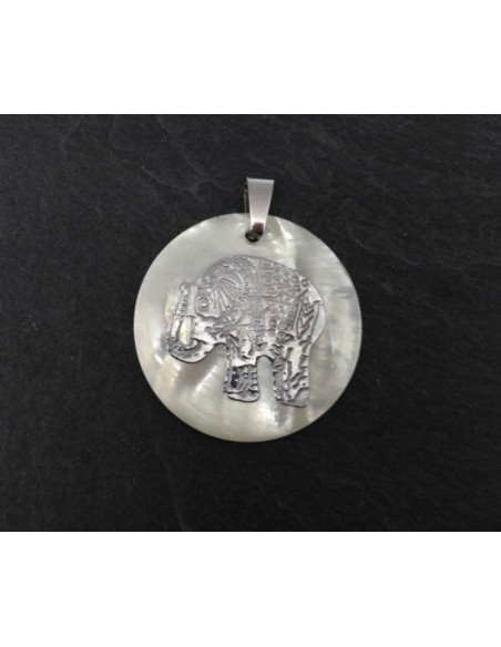 Pendentif nacre éléphant argenté