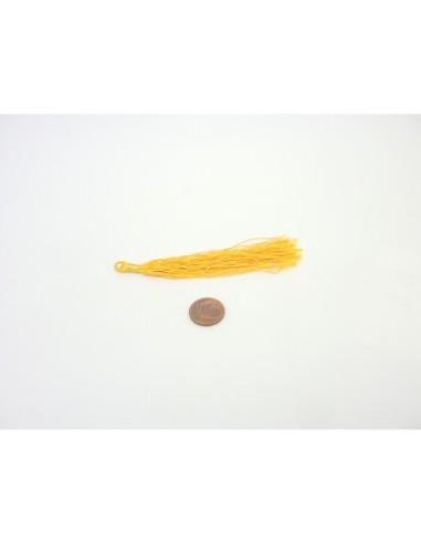 Pompon en polyester jaune brillant 10cm