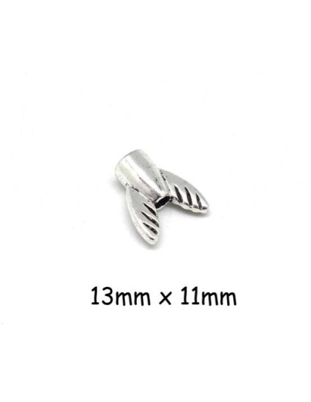 Petite perle queue de baleine en métal argenté 