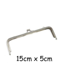 Fermoir porte feuille en métal argenté lisse 15cm avec attache sur le dessus clic clac, clasp