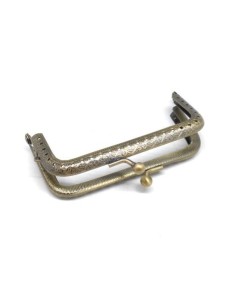 Fermoir porte monnaie en métal de couleur bronze travaillé 9cm avec attache sur un côté clic clac claps 2