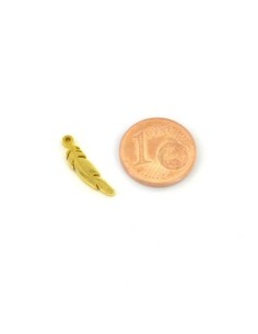 Petits pendentifs plume doré en acier inoxydable 17mm 2