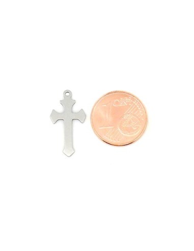 charm argenté forme croix acier inox