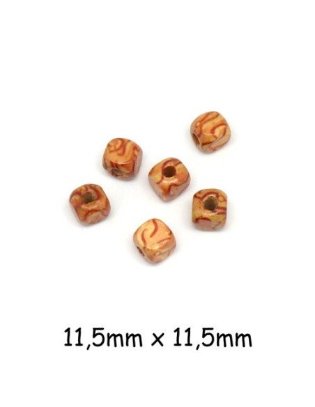Perle en bois forme cube arrondi motif marbré