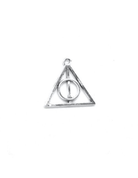 Charm triangle argenté ajouré forme géométrique 21mm x 22mm Charm triangle argenté ajouré forme géométrique 21mm x 22mm
