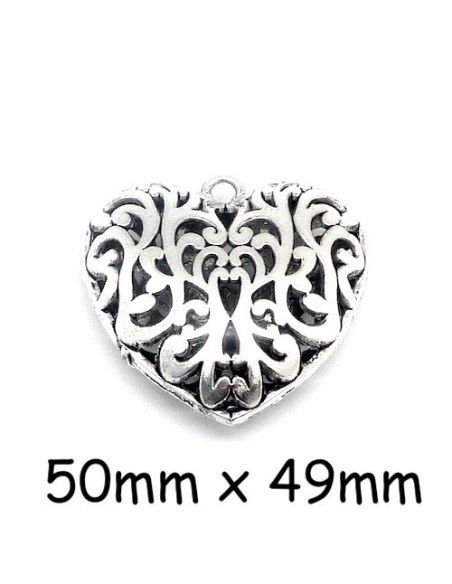 Grand Pendentif coeur argenté en métal ajouré 50mm