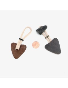 Bouton brandebourg marron et cordon beige pour manteau, veste 2