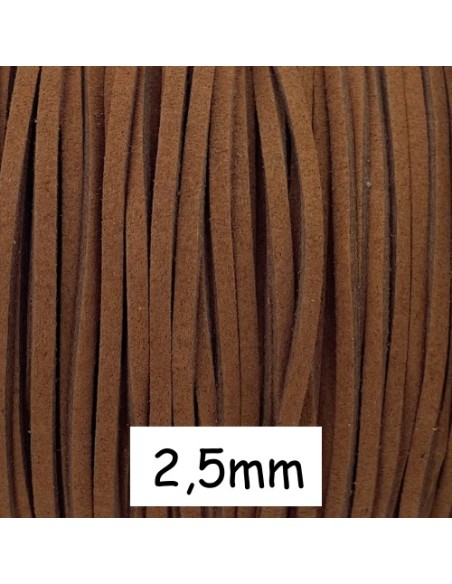 Cordon plat daim synthétique de couleur marron châtaigne 2,5mm